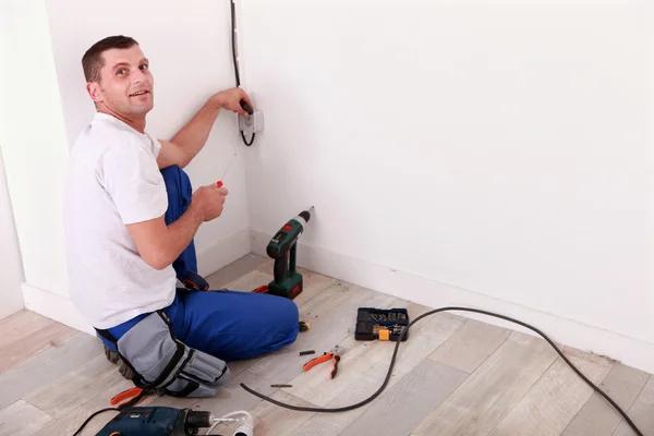 Skilled Electrician Bartlesville Providing Affordable Repairs