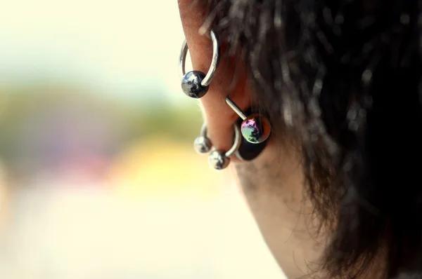 Ear Piercing Shops Offering Safe and Hygienic Piercing Services