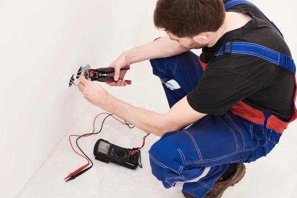 Emergency Home Electrical Repairs in Vancouver You Can Count On